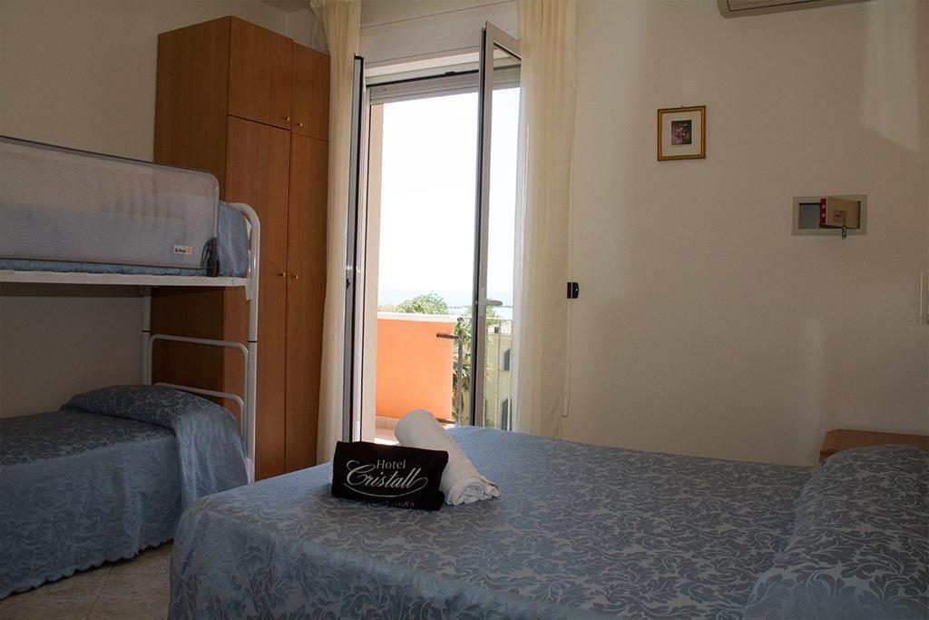 Hotel Cristall San Benedetto del Tronto Exterior foto